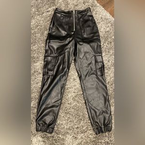 Vegan leather hight rose cargo pant joggers